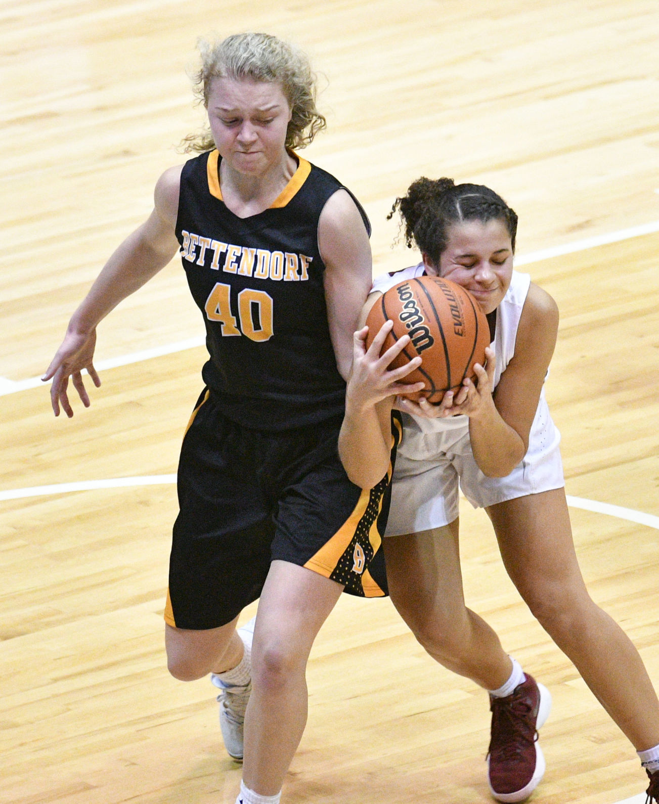 IHMVCU Shootout - Bettendorf vs Moline